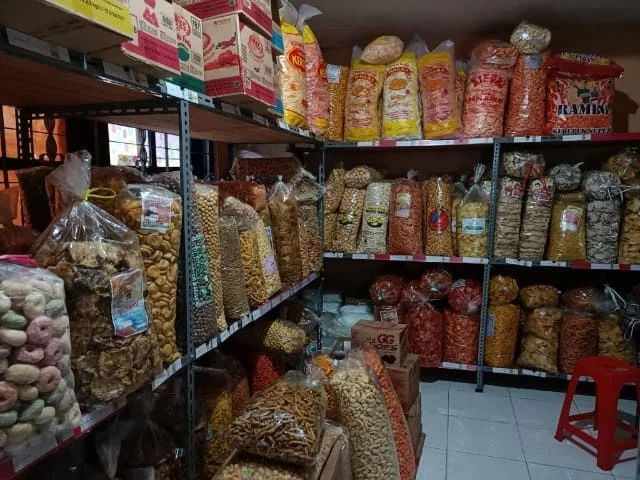 distributor snack