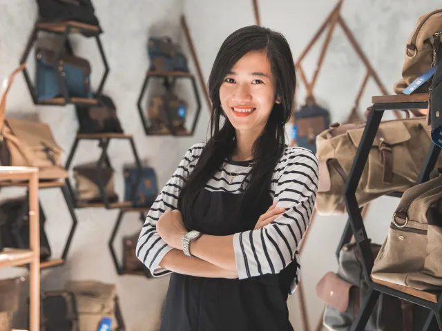 nama brand tas
