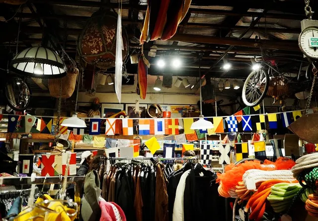 nama toko thrift yang bagus