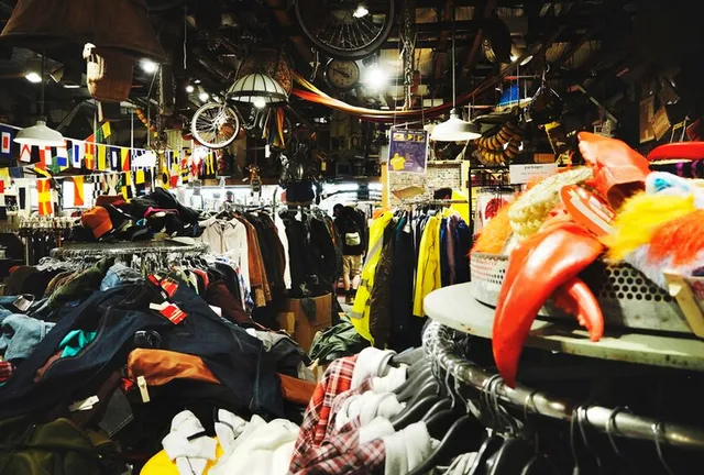 nama toko thrift yang bagus