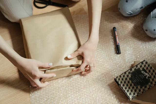 cara packing aman tanpa bubble wrap