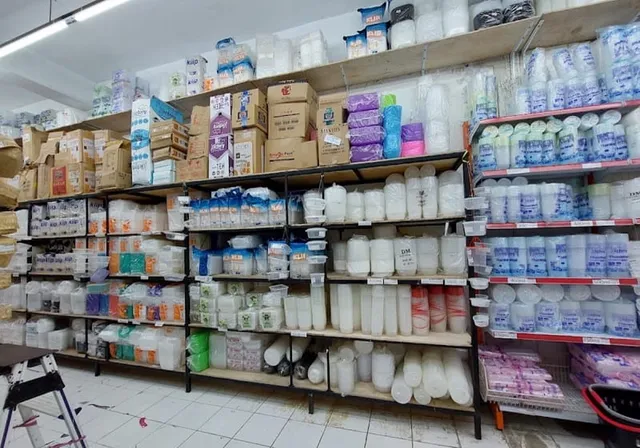 usaha toko plastik modal kecil