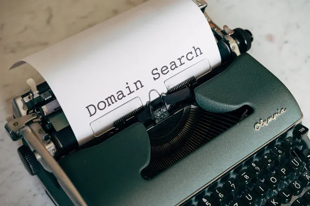 contoh nama domain bisnis